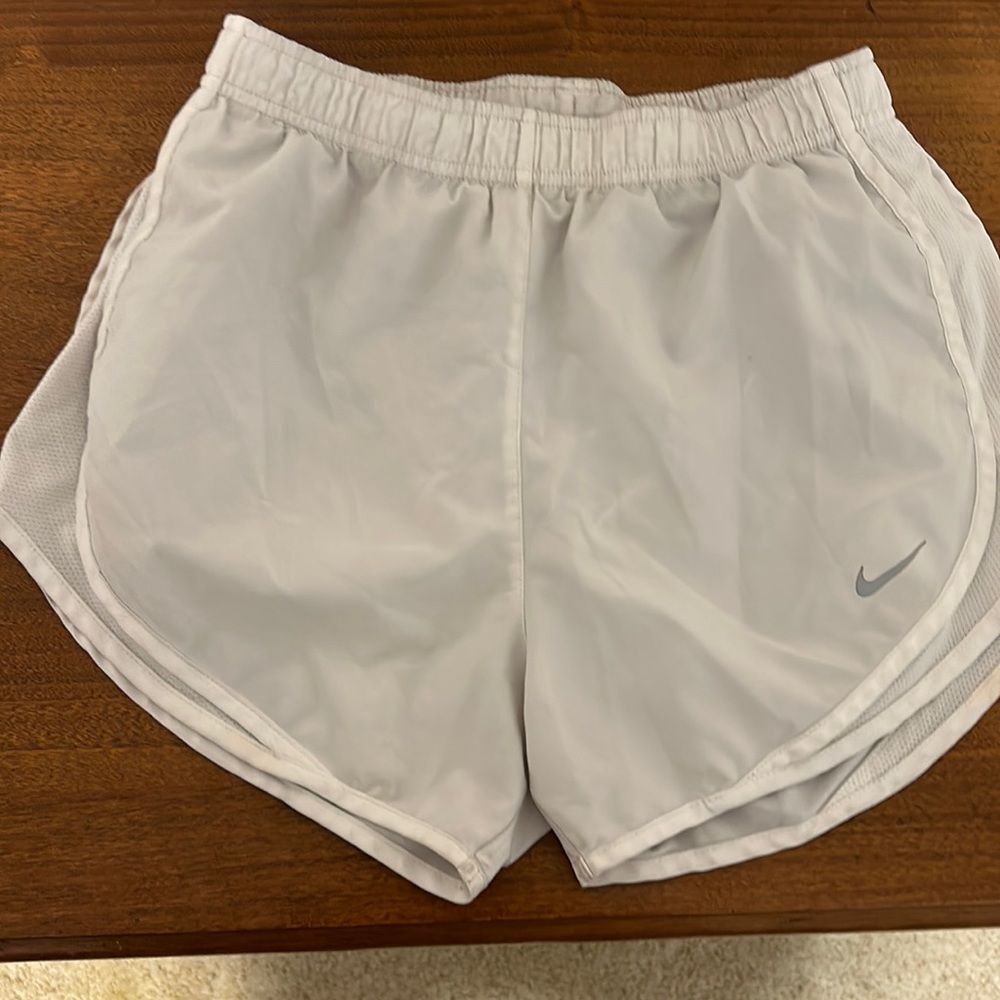 Nike lt. gray shorts